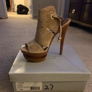Size 11 Jessica Simpson Pumps